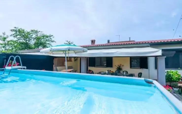Le Focette Sun House And Pool Viareggio 아파트